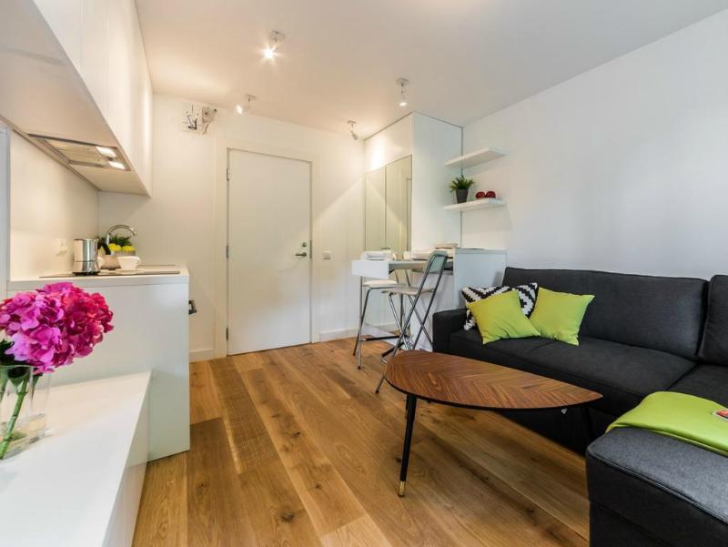 Hotel Stroomi Tallinn Bagian luar foto